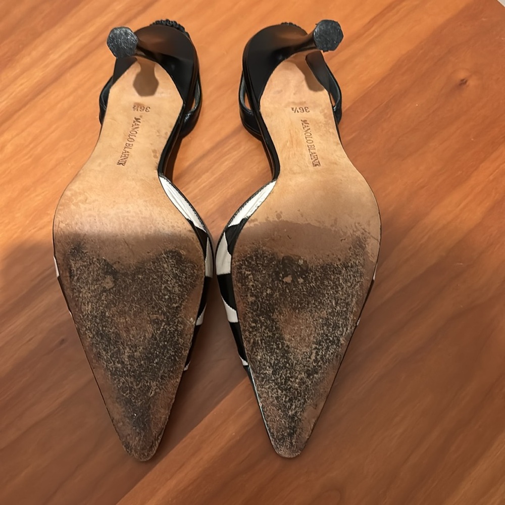 Manolo Blahnik 6 1/2 Black and White Heels - Picture 5 of 5